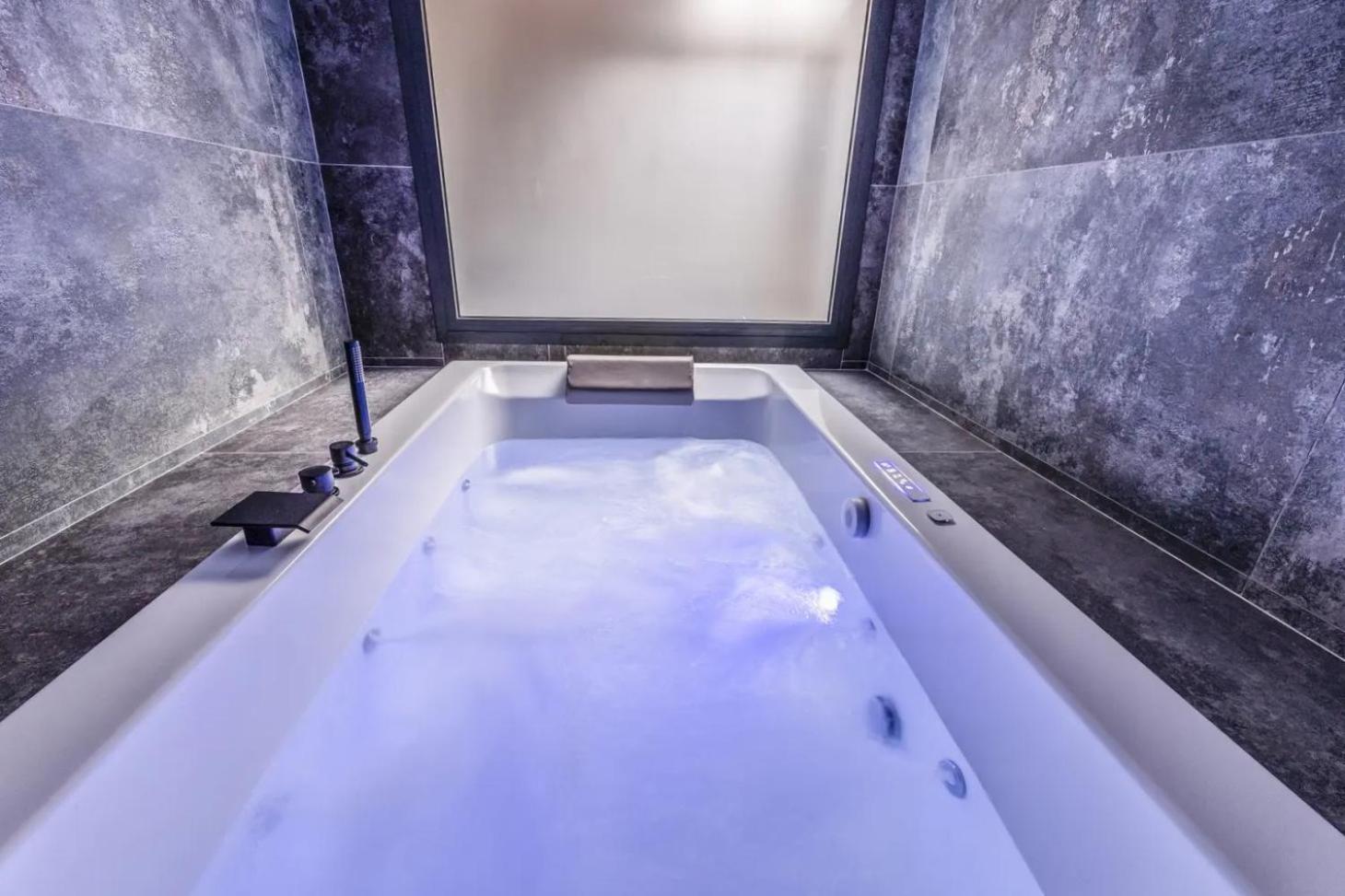Aparthotel La Brisa *